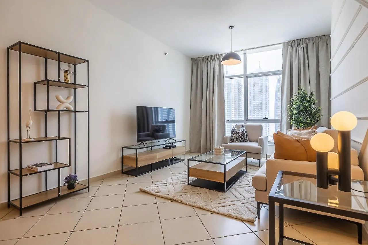 1Bdr Apartment I Close To Metro I Marina Diamond 4 ドバイ